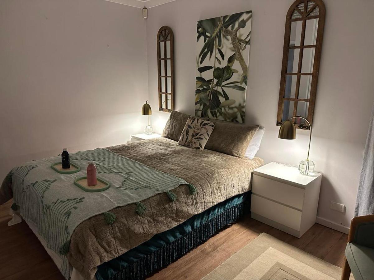 Cozy Inn Perth Esterno foto
